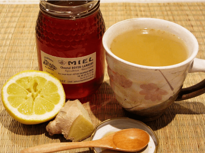Miele e limone per perdita di peso